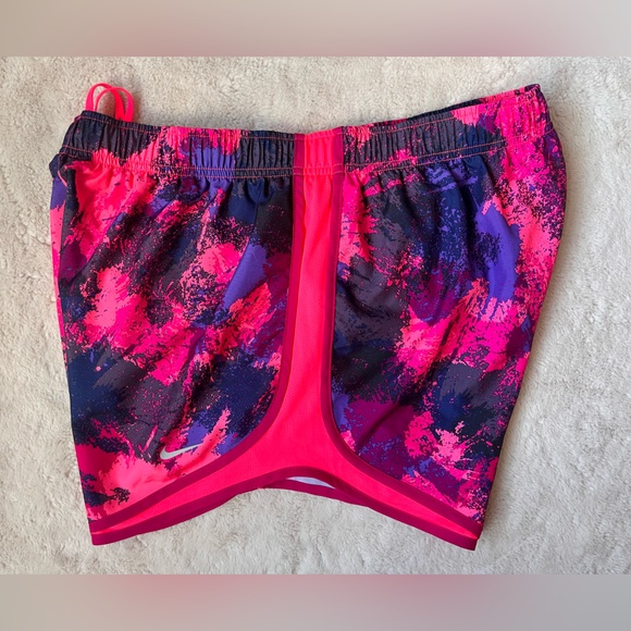 Nike Tempo Shorts Women Size XL - Picture 3 of 10